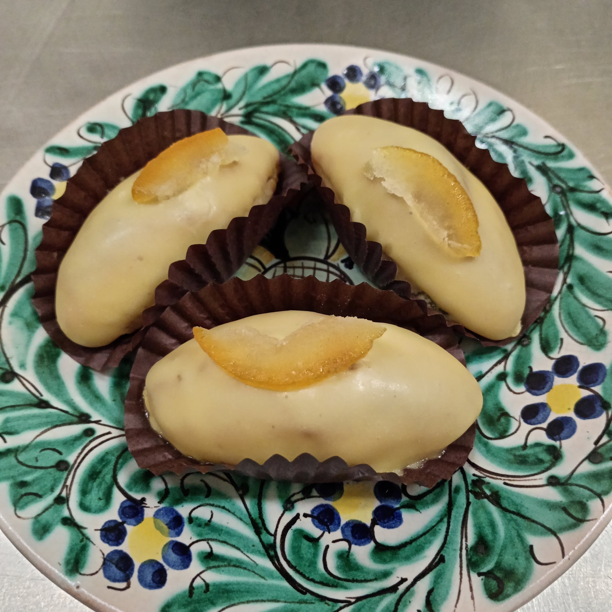 Cucchitella_all_arancia_di_Sicilia_Cucchitedda_siciliana_Dolce_storico_di_Sciacca(AG)_Specialità_siciliana_Bar_Nuovo_Fiore_di_Sciacca_Cucchitellasciaccashop.com