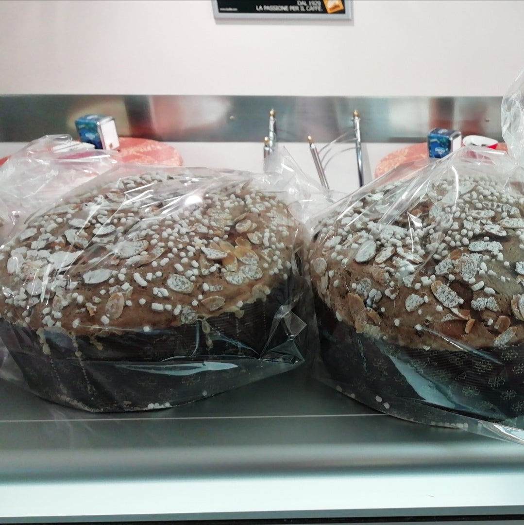 ARTISAN ALMOND PANETTONE