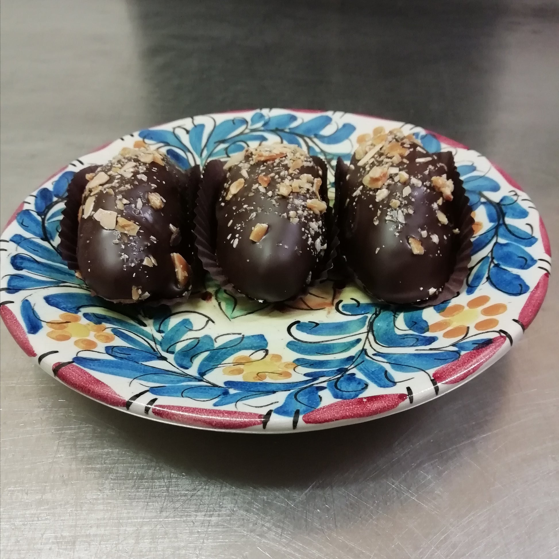 Cucchitella_al_cioccolato_fondente_Cucchiteddi_siciliani_Dolce_storico_di_Sciacca_Specialità_siciliana_Bar_Nuovo_Fiore_di_Sciacca_Pasticceria_siciliana_Cucchitellasciaccashop.com