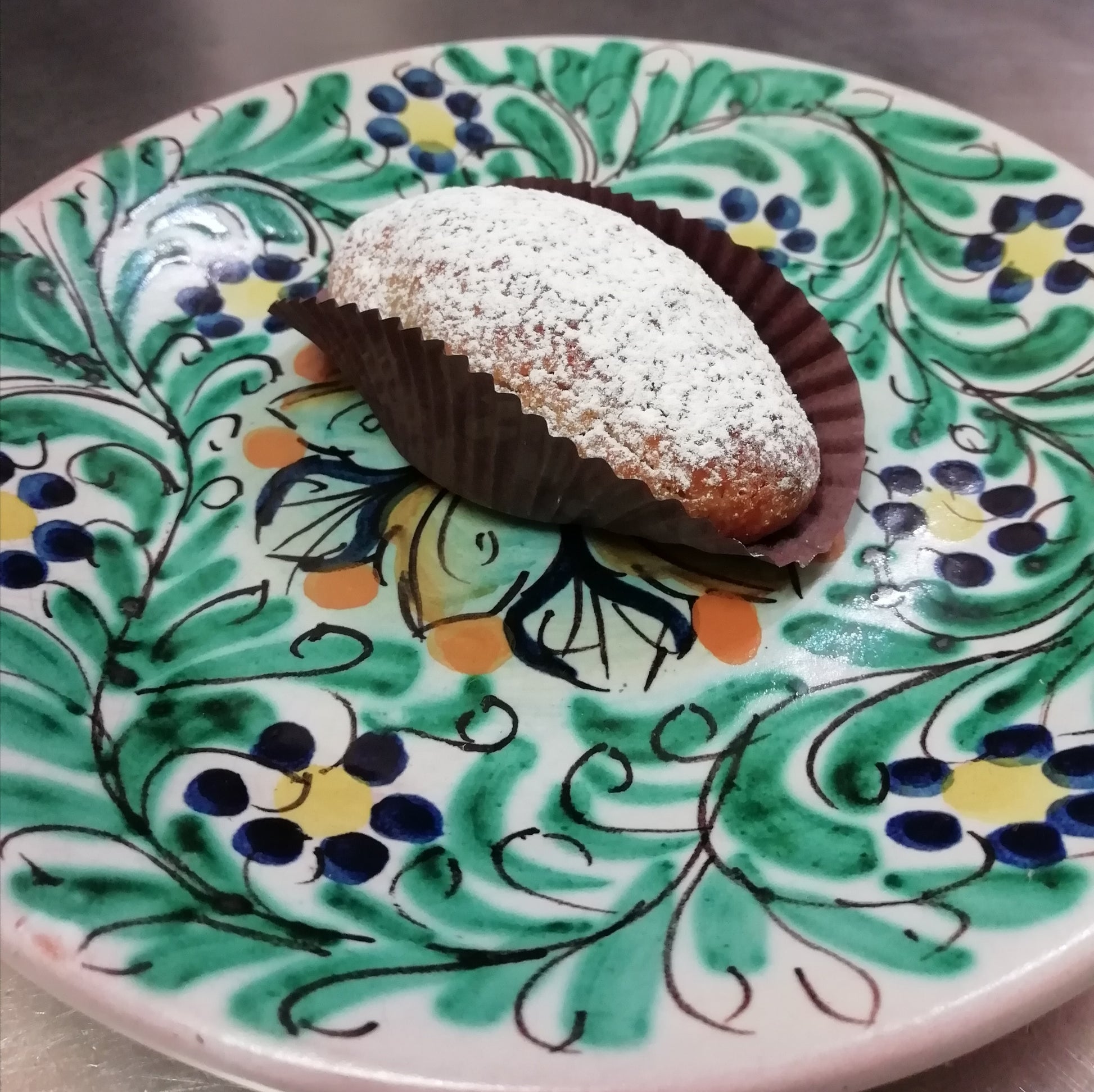 Cucchitella_semplice_ cucchitella_senza_glassa_Dolce_tipico_Sciacca(AG)_Specialità_siciliana_BarNuovoFiore_cucchitellasciaccashop.com