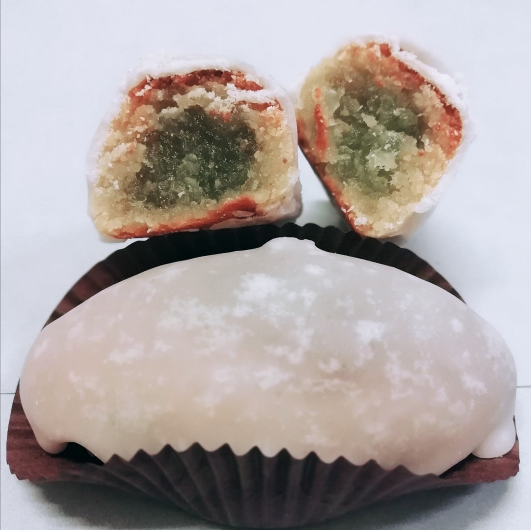 cucchitella_di_sciacca_classica_cucchitella_con_glassa_specialita_siciliana_Dolce_tipico_di_sciacca_BarNuovoFiore_pasticceria_cucchitellasciaccashop.com